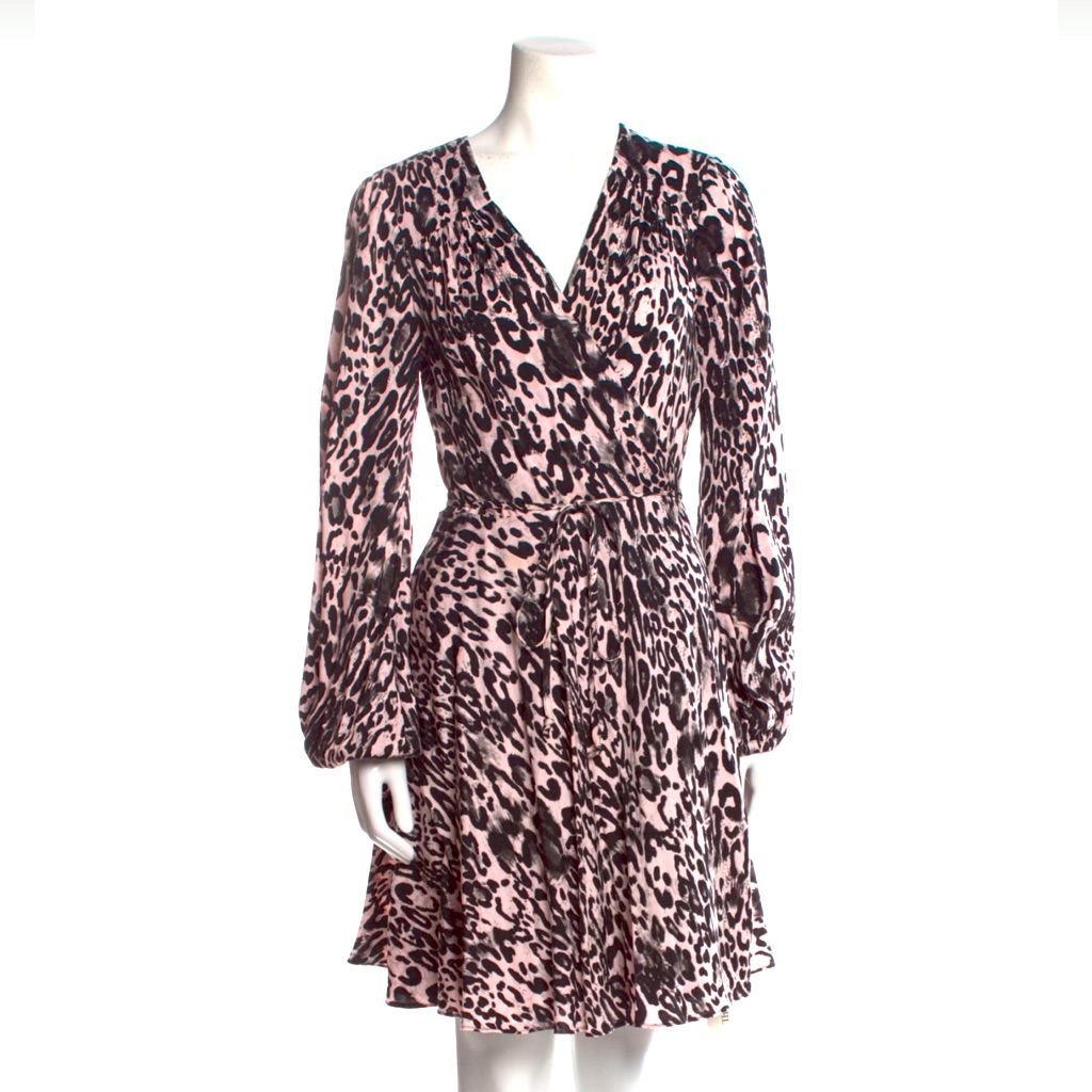 Molly Nwt Flattering Wrap Dress Light Pink And Black